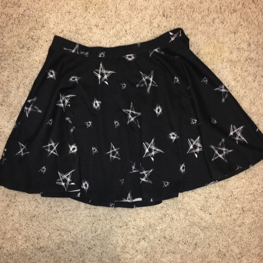 FOREVER 21 Skater Skirt